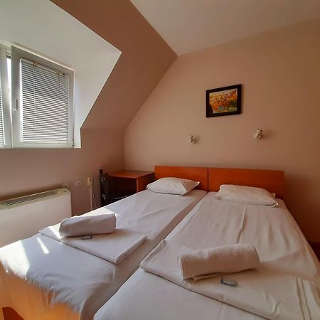 Guest House Diel Veliko Tarnovo Szoba fotó